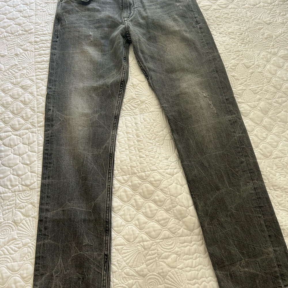 Guess Men's Charcoal Slim Straight Distressed Jeans